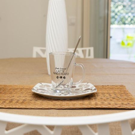 Ludo Holiday House - Charming Con Patio A Due Passi Dalla Cattedrale Палермо Екстериор снимка