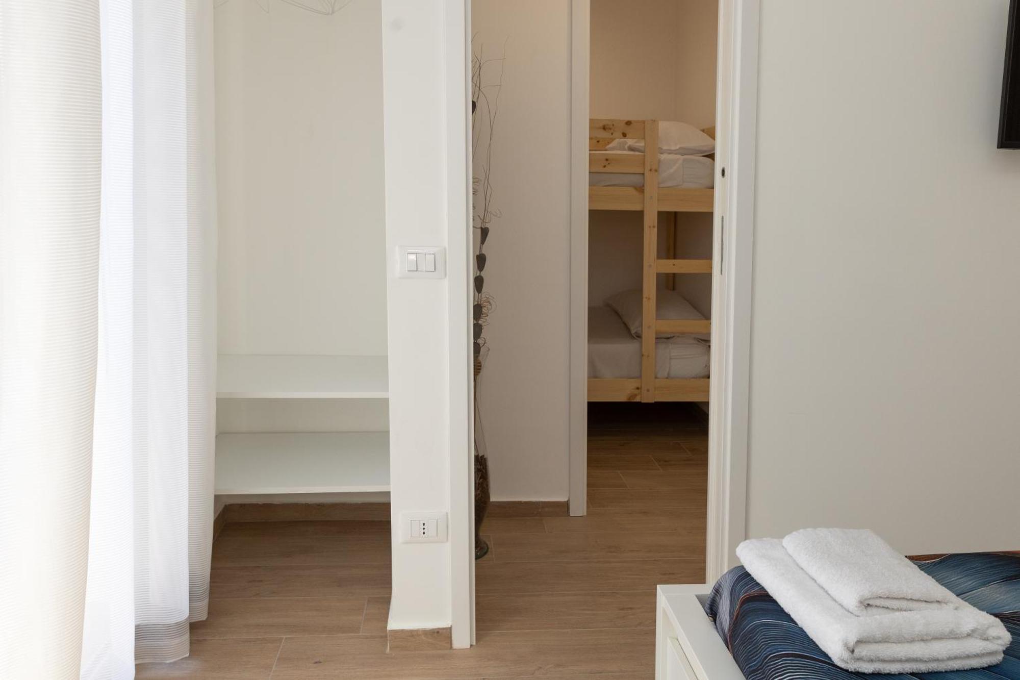 Ludo Holiday House - Charming Con Patio A Due Passi Dalla Cattedrale Палермо Екстериор снимка
