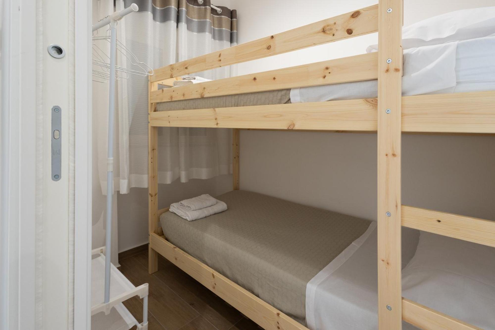 Ludo Holiday House - Charming Con Patio A Due Passi Dalla Cattedrale Палермо Екстериор снимка