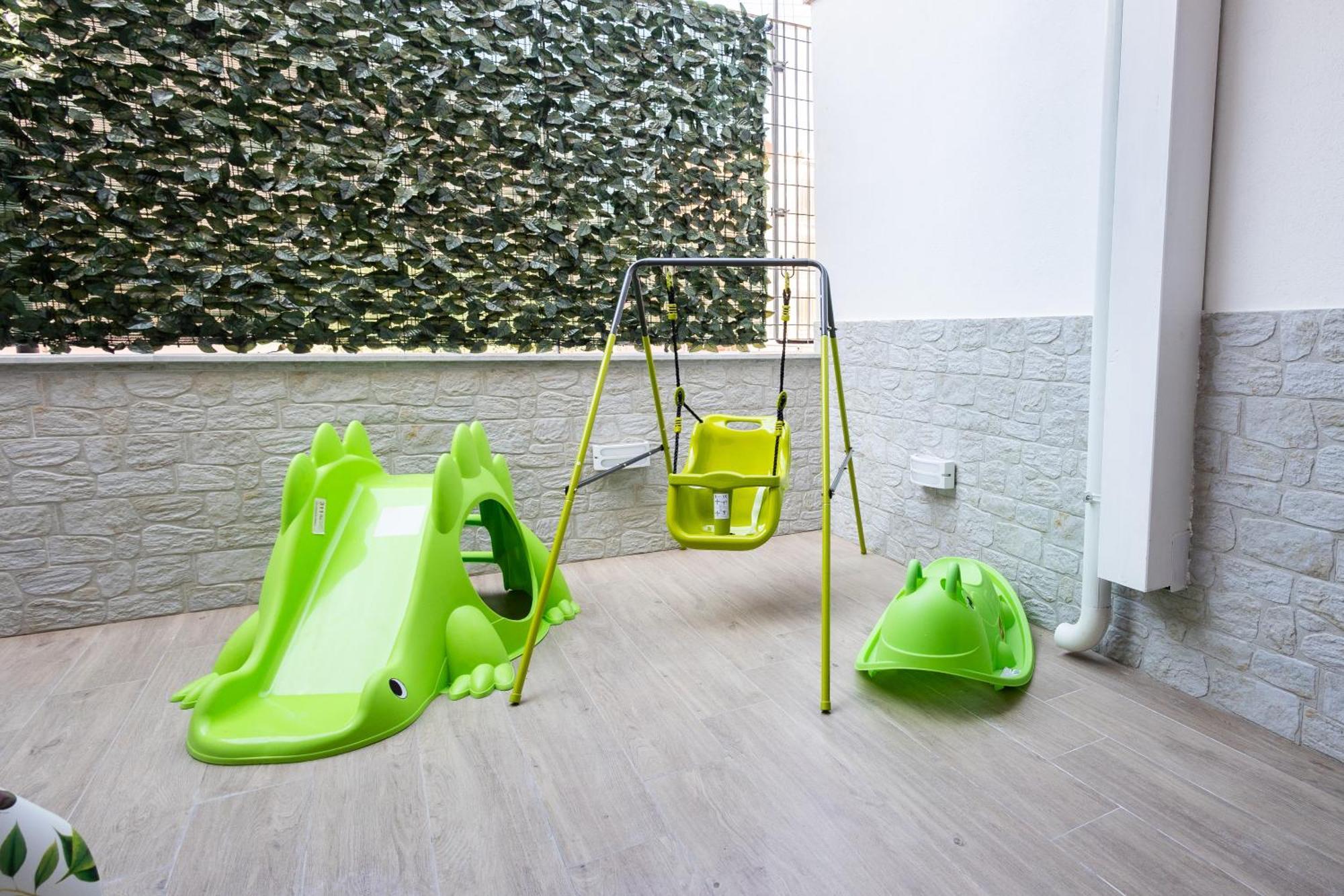 Ludo Holiday House - Charming Con Patio A Due Passi Dalla Cattedrale Палермо Екстериор снимка