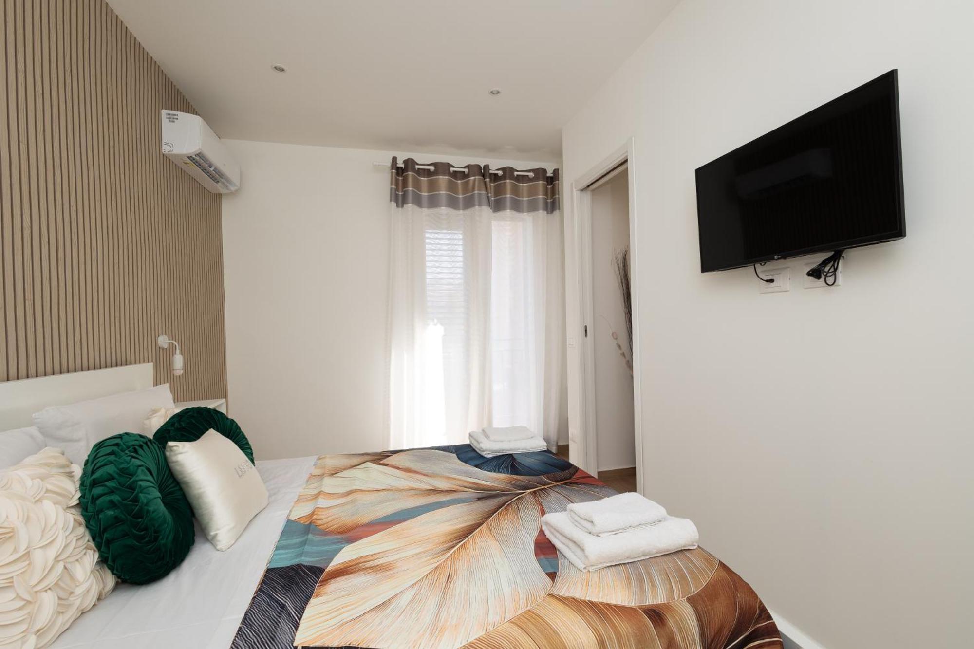 Ludo Holiday House - Charming Con Patio A Due Passi Dalla Cattedrale Палермо Екстериор снимка